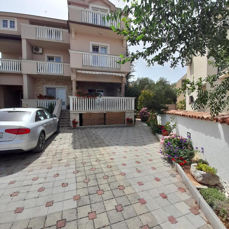 Apartments Filipovic Біоград-на-Мору Екстер'єр фото